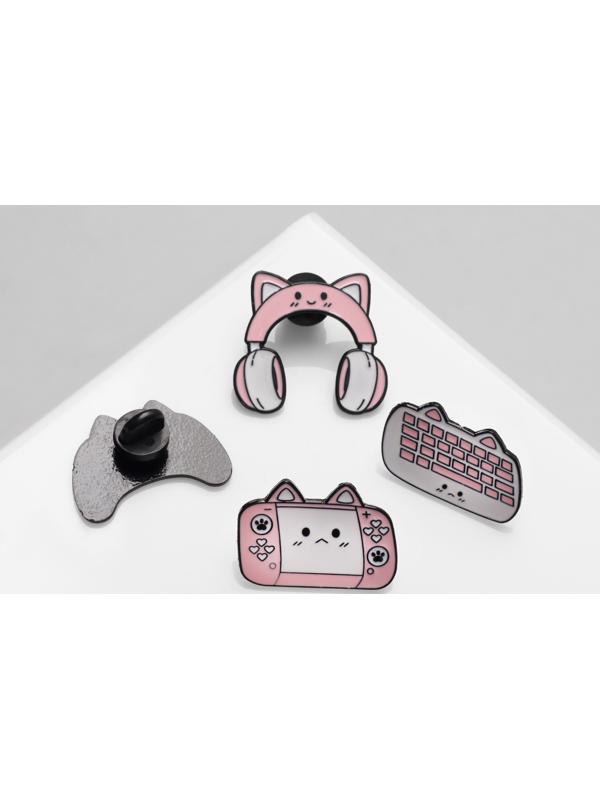 Набор значков (4шт) 