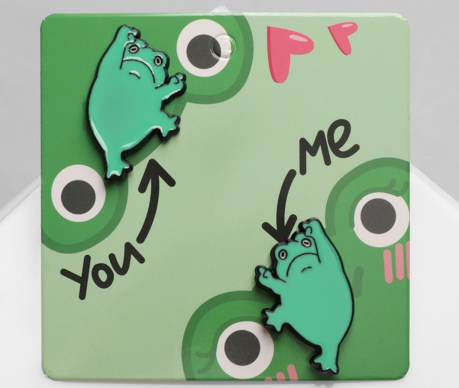 Набор значков (2шт) 