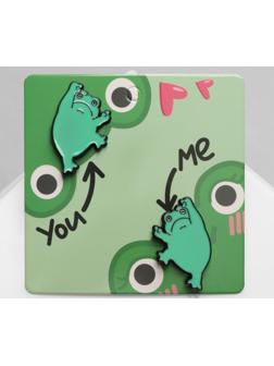 Набор значков (2шт) 