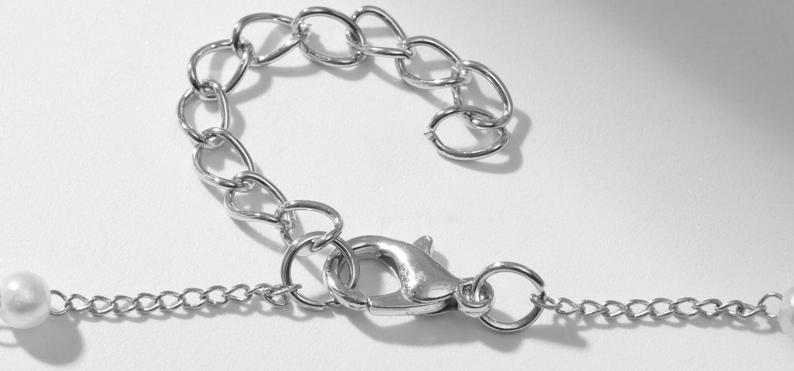 Кулон на декоративной основе 