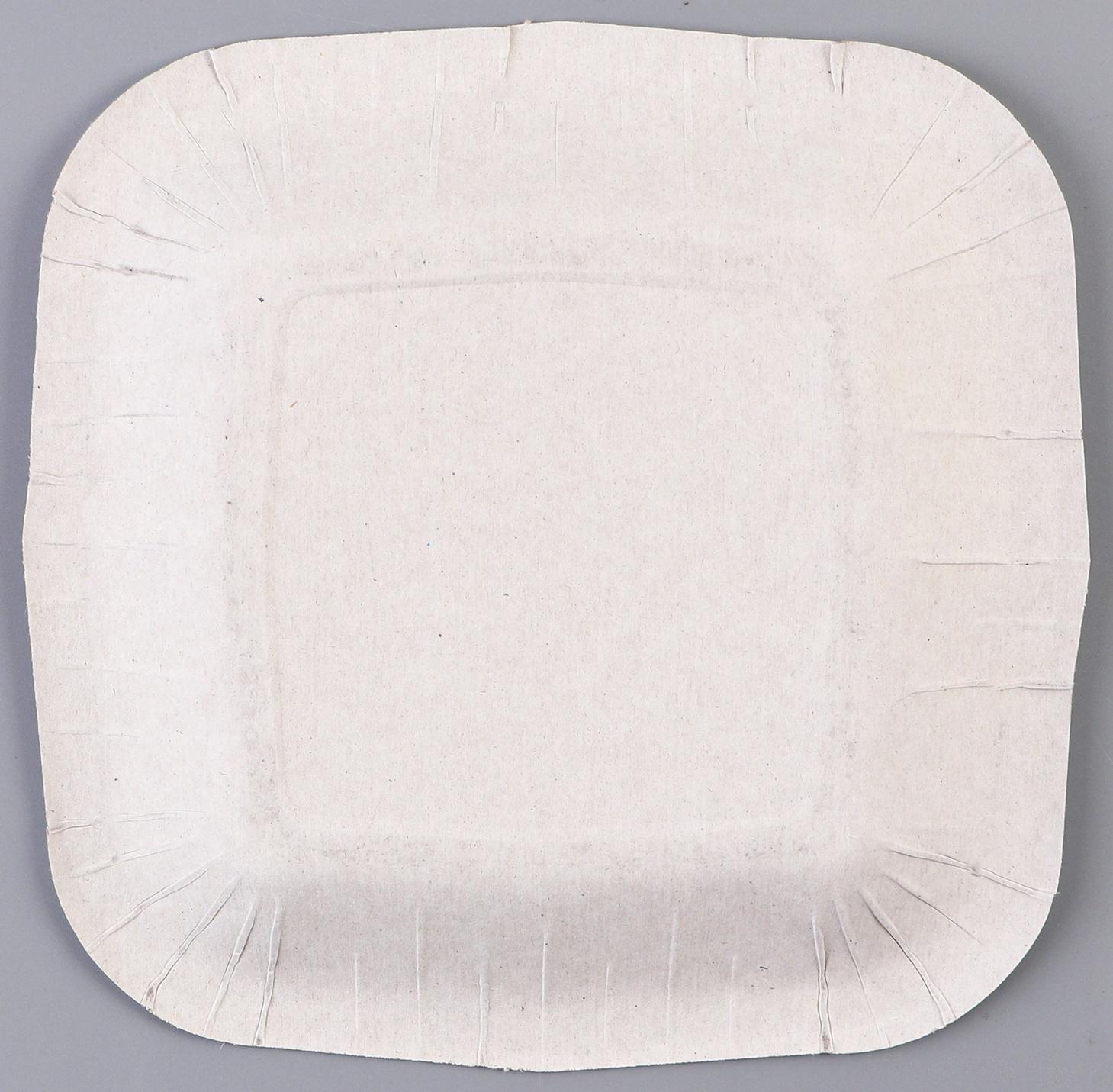 Тарелка бумажная квадратная 