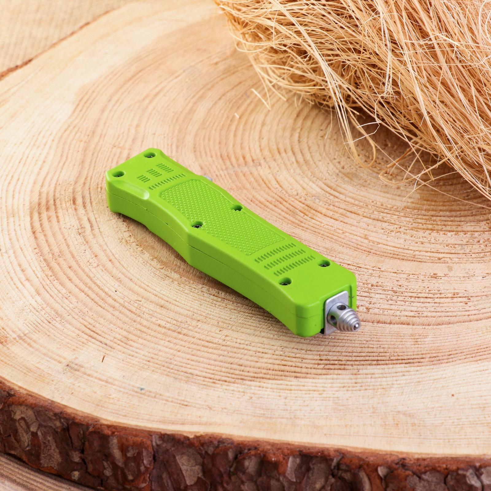 Нож автоматический 