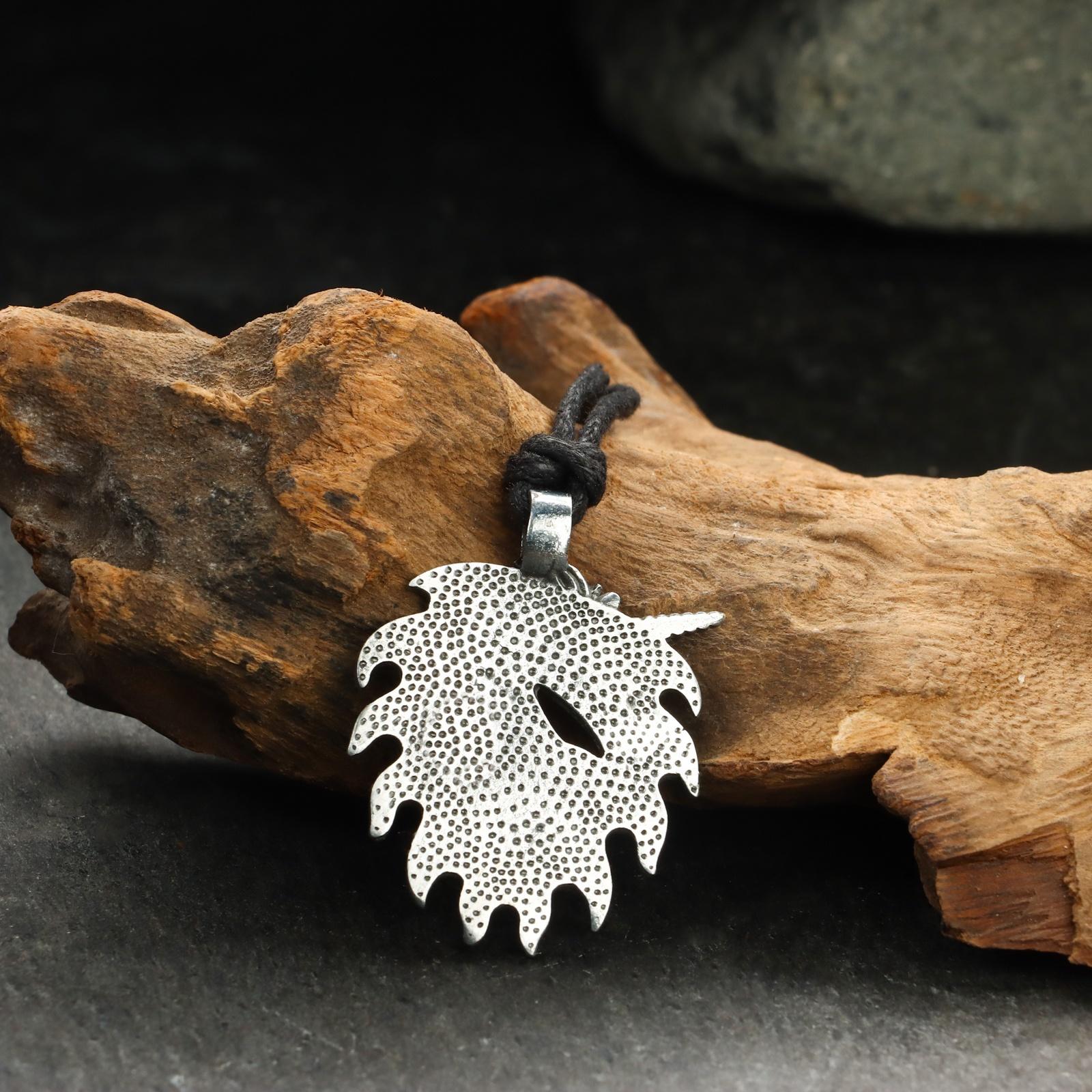 Амулет защитный 