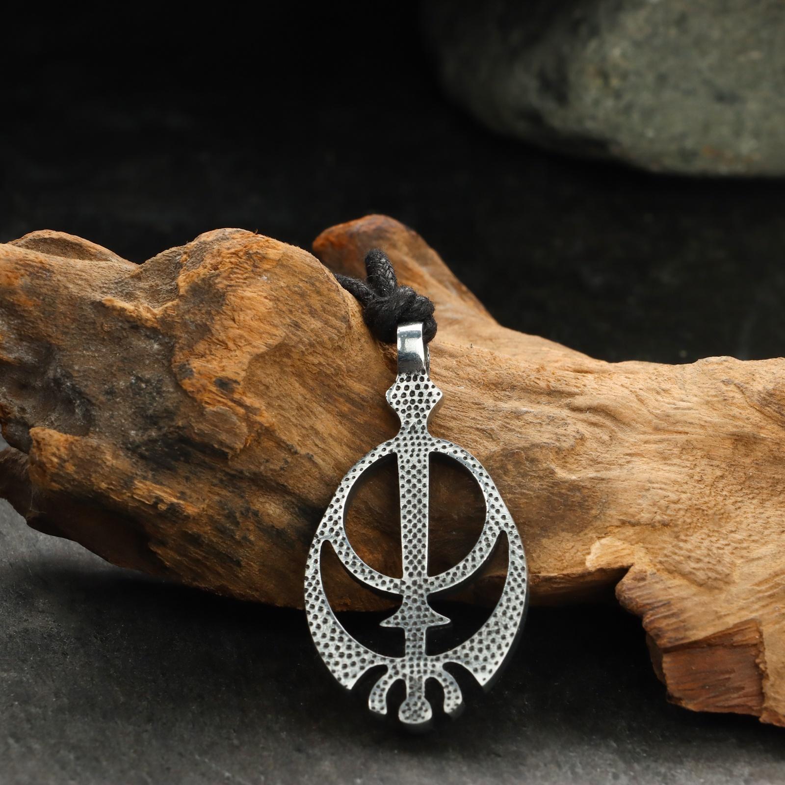 Амулет защитный 