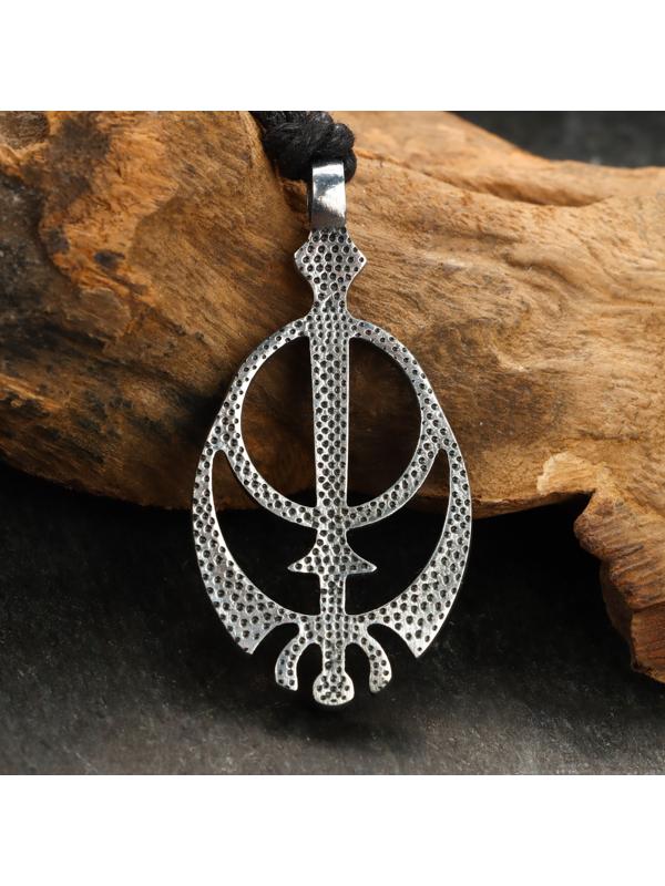 Амулет защитный 