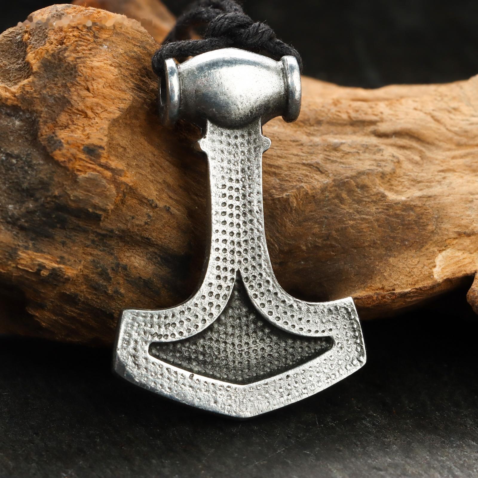 Амулет защитный 