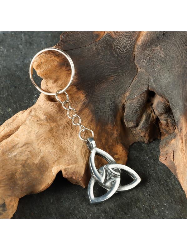 Амулет защитный 