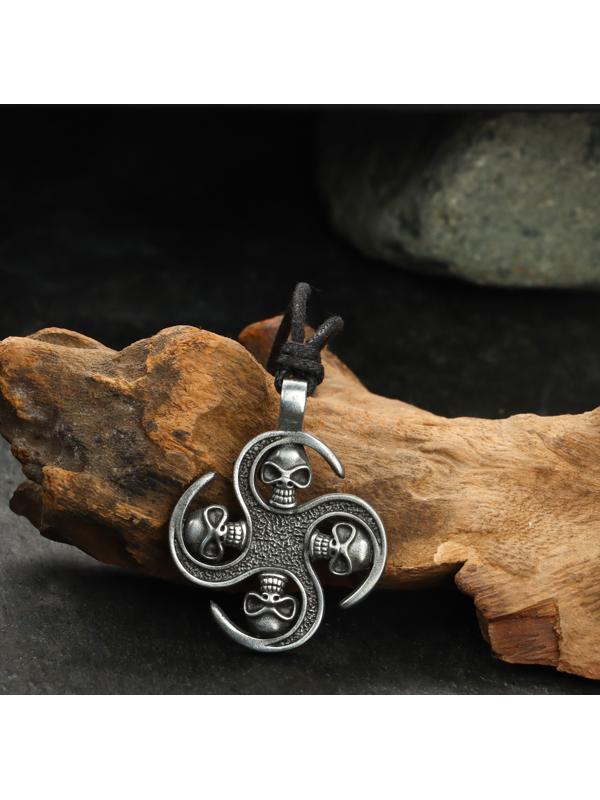 Амулет защитный 