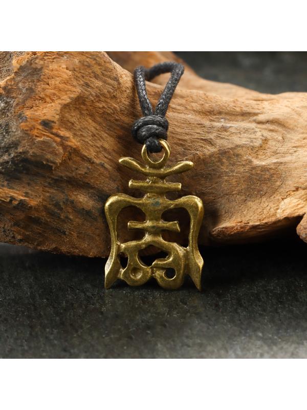 Амулет защитный 