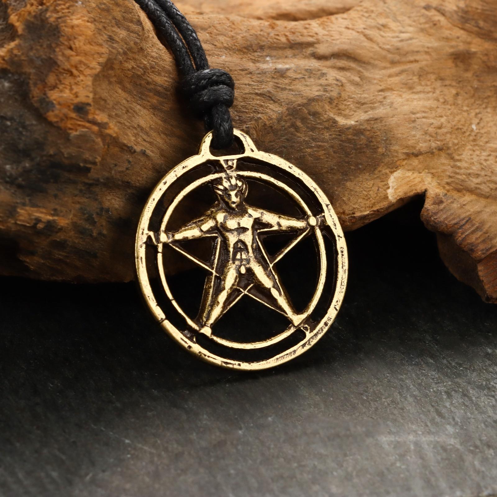 Амулет защитный 