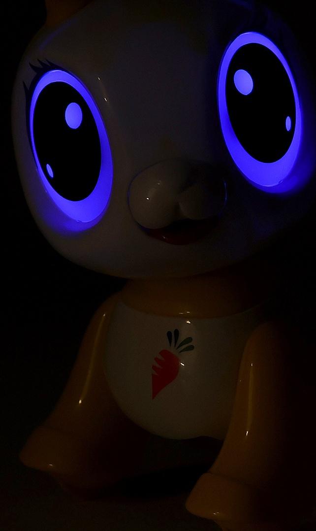 Робот-питомец «Кролик», световые и звуковые эффекты