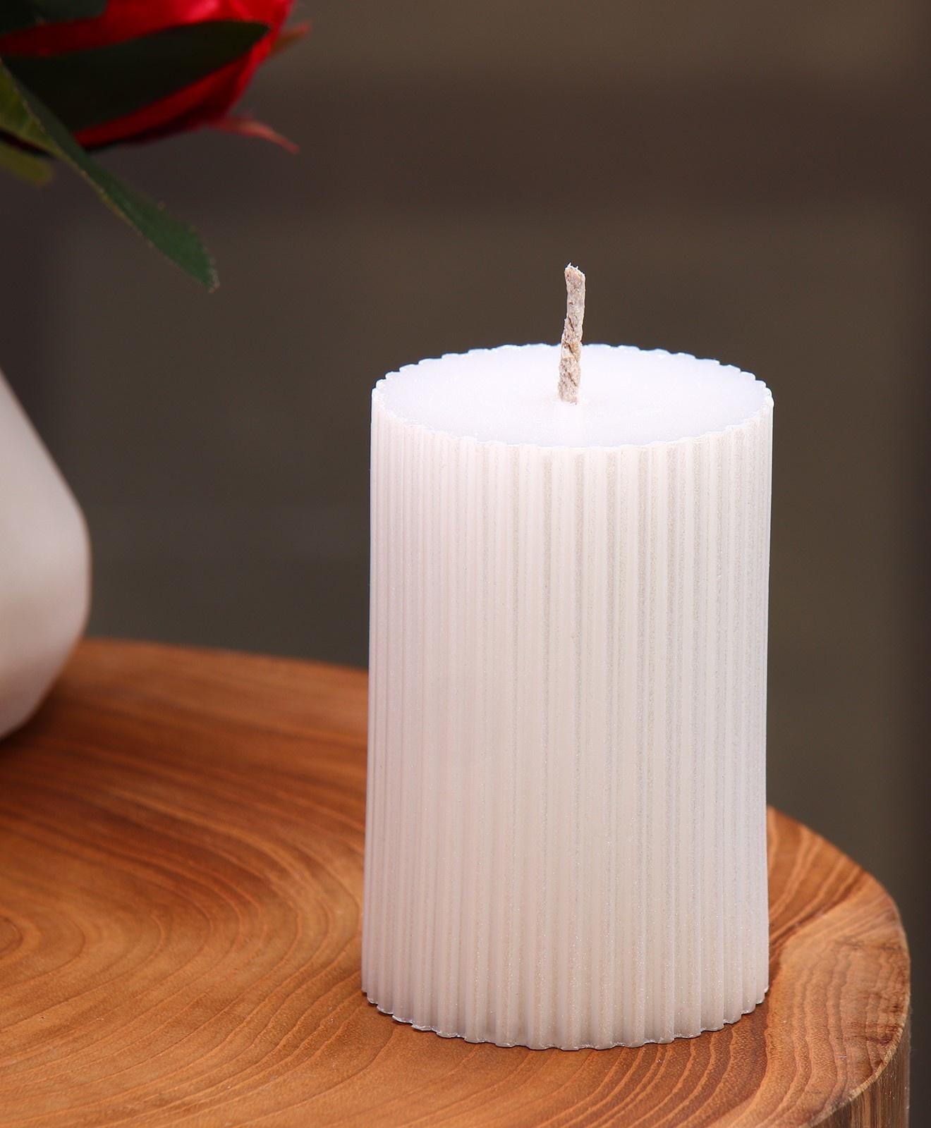 Свеча-цилиндр с гранями, 5х7,5 см, жемчужная, 6 ч