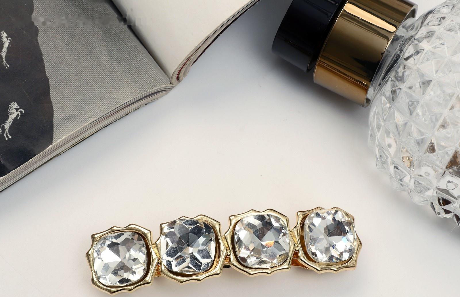 Заколка-автомат для волос 