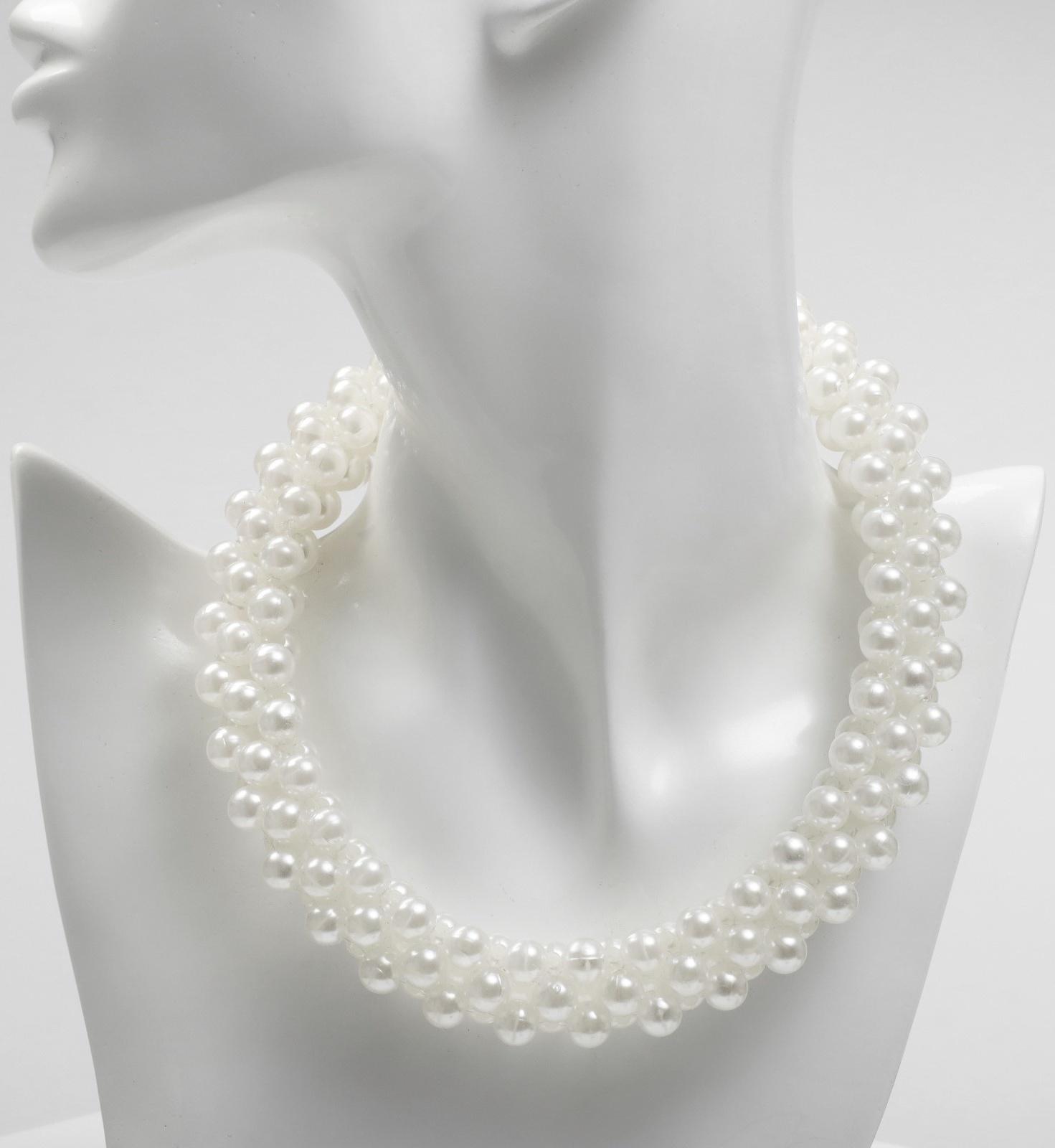 Колье с жемчугом 