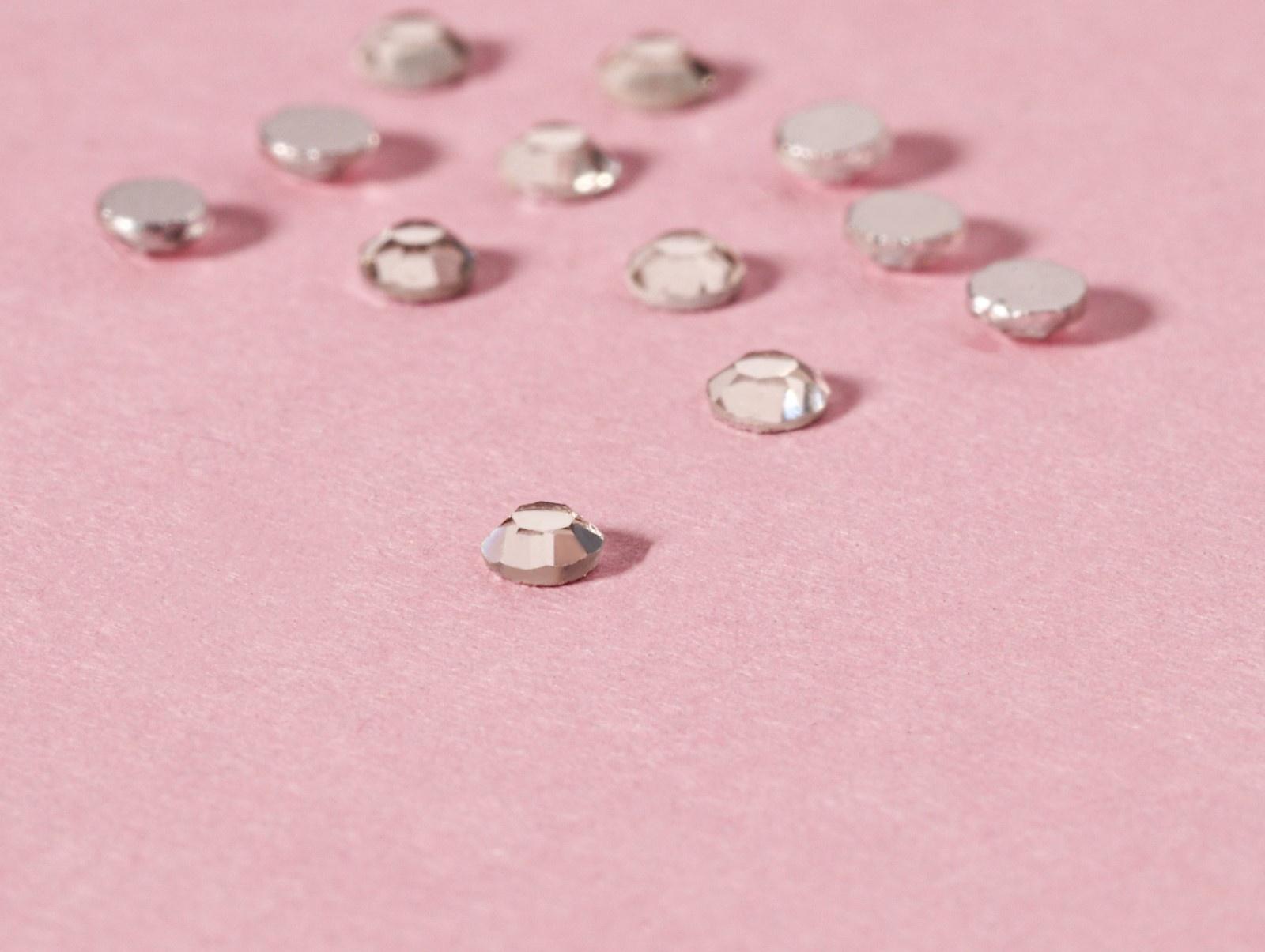 Стразы «Усечённый конус», стеклянные, d = 1,8 мм, 100 шт, цвет серебряный