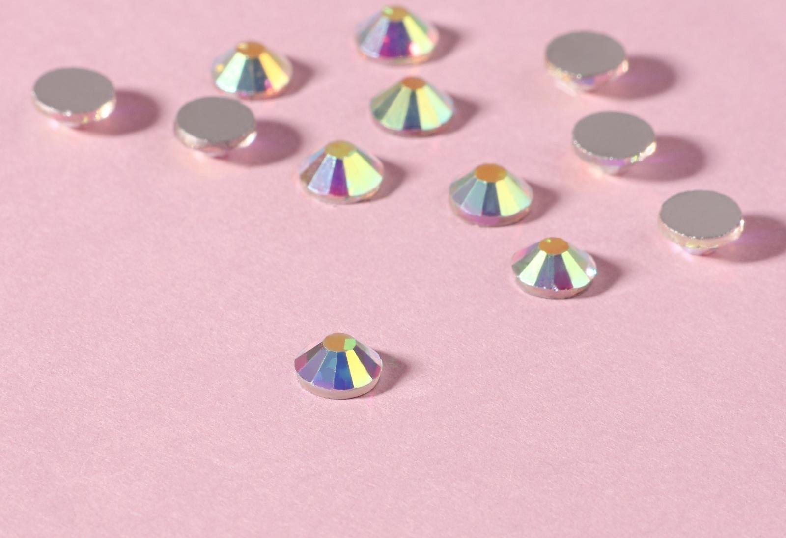 Стразы «Усечённый конус», с голографией, стеклянные, d = 4,8 мм, 100 шт, цвет серебряный
