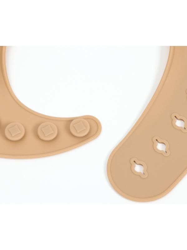 Нагрудник детский сииконовый, Mum&baby, 23х4х29, бежевый