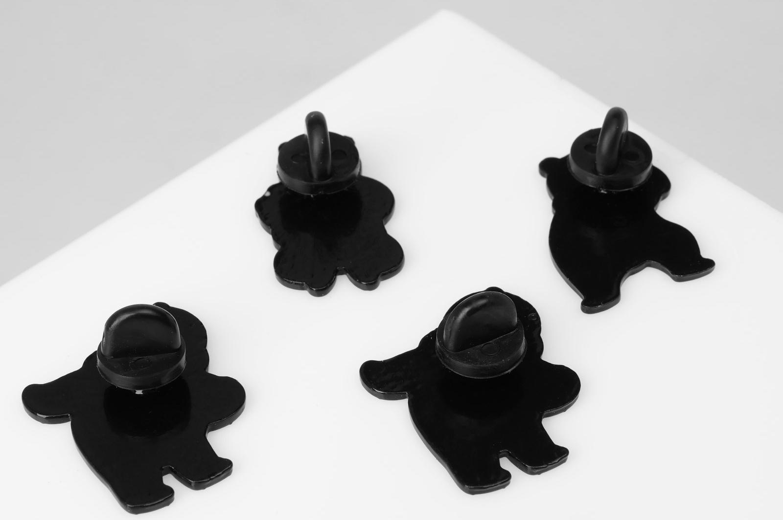 Набор значков (4шт.) 