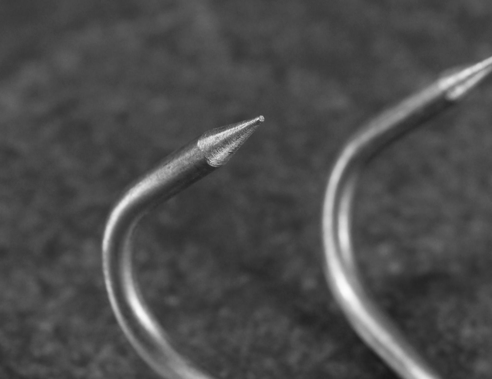 Крюк для мяса универсальный двойной, 50см, с деревянной ручкой