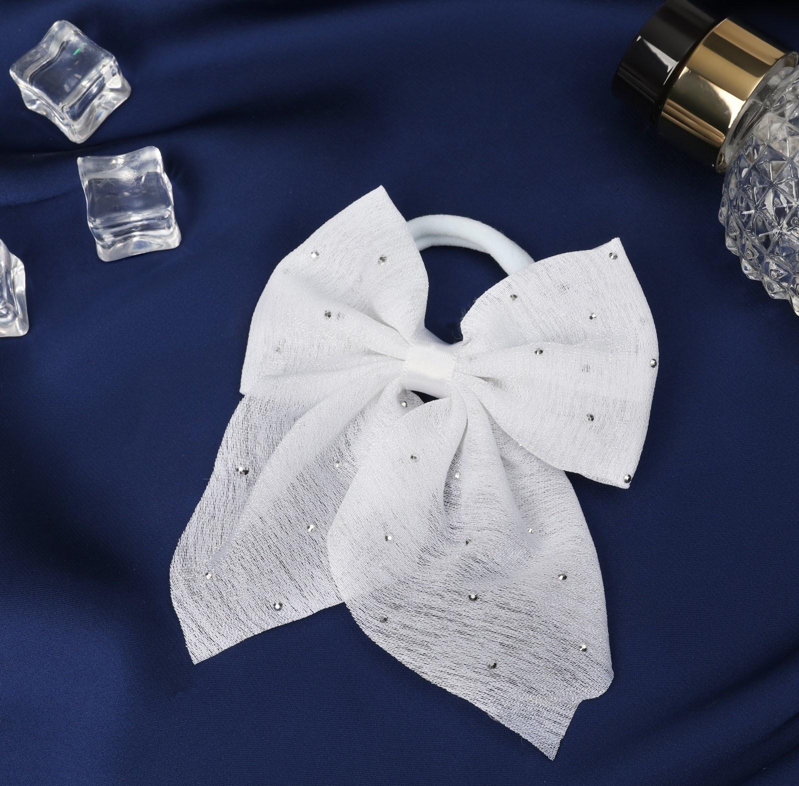 Резинка для волос бант 