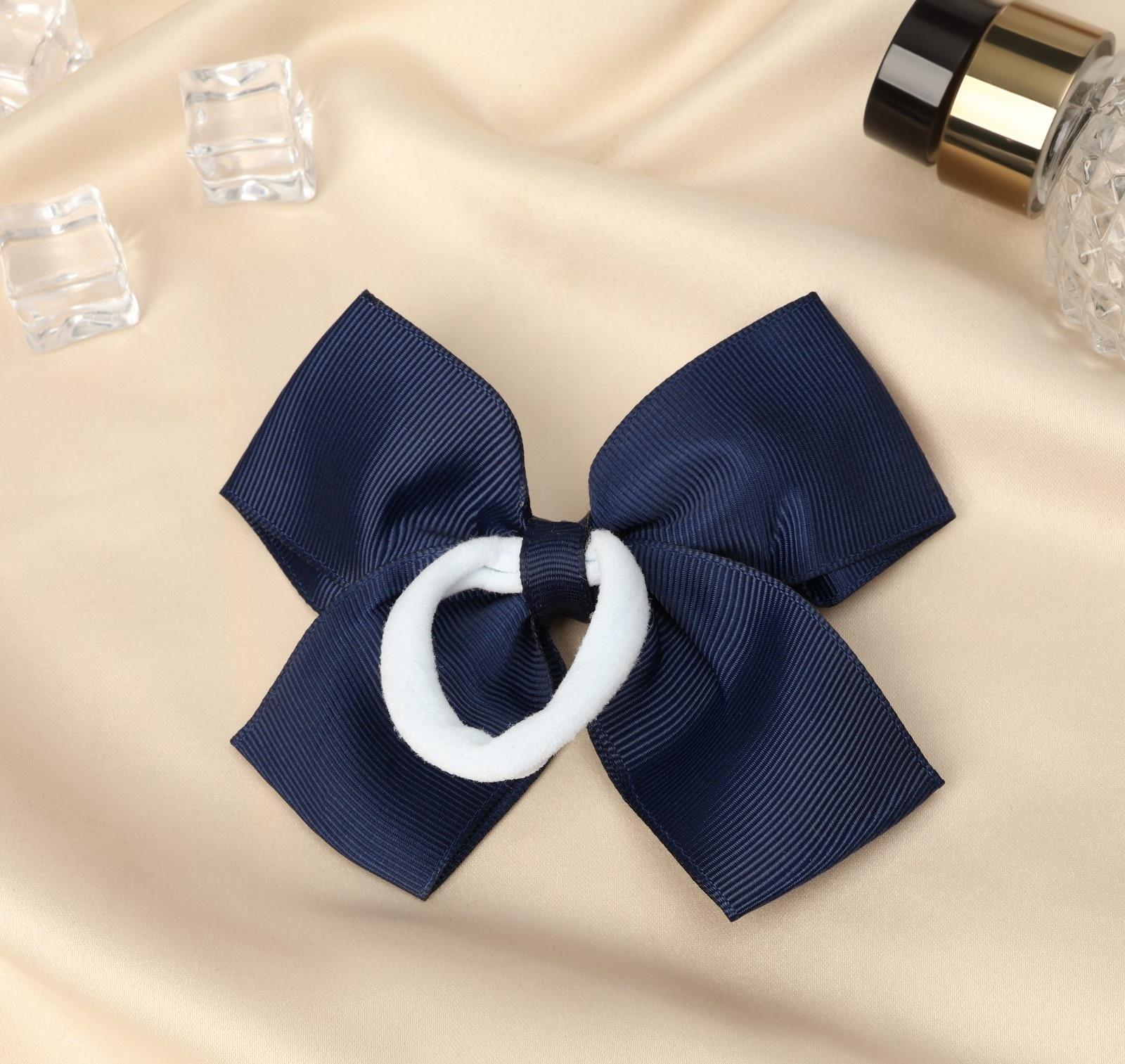 Резинка для волос бант 