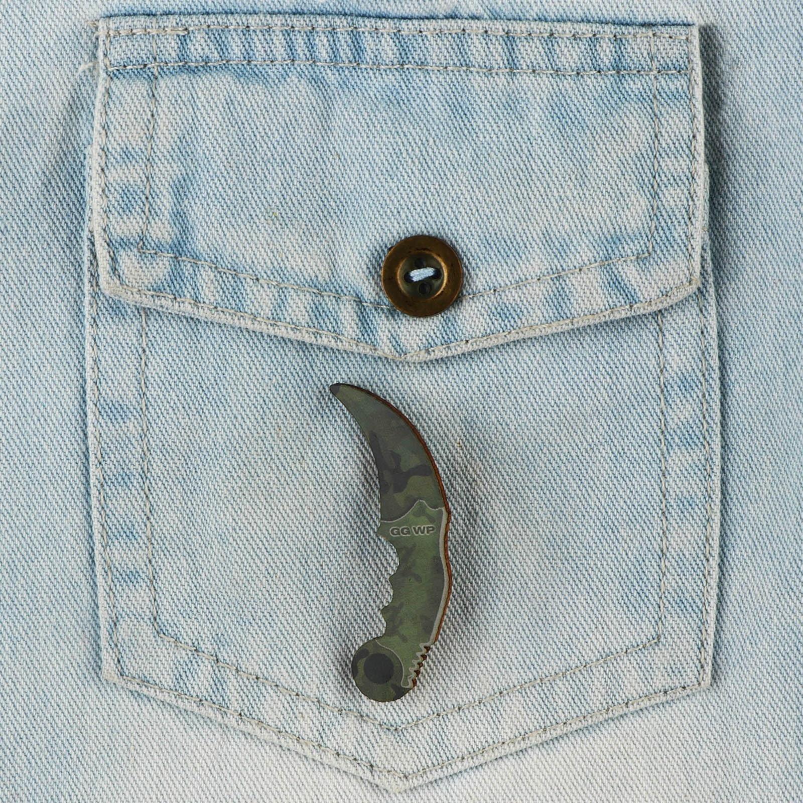 Значок с наклейками