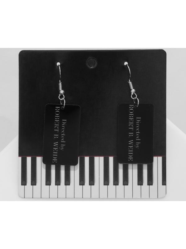 Серьги акрил Directed by, цвет чёрно-белый