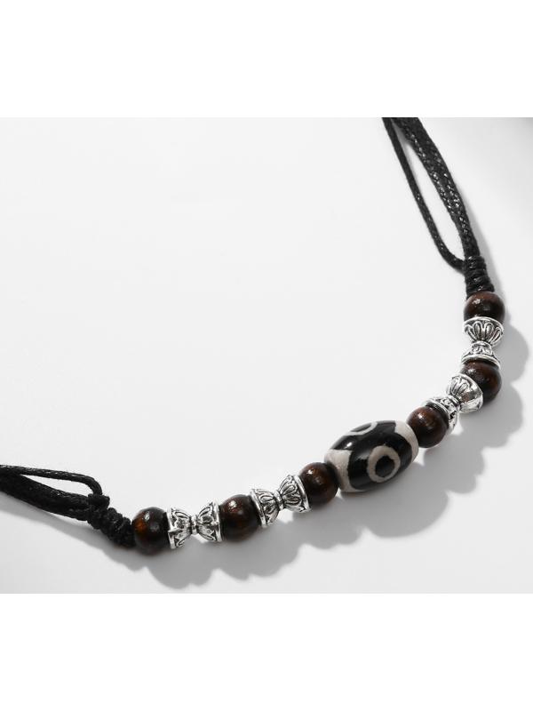 Кулон на шнурке 