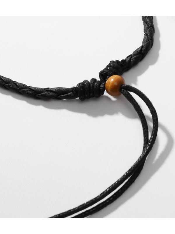 Кулон на шнурке 