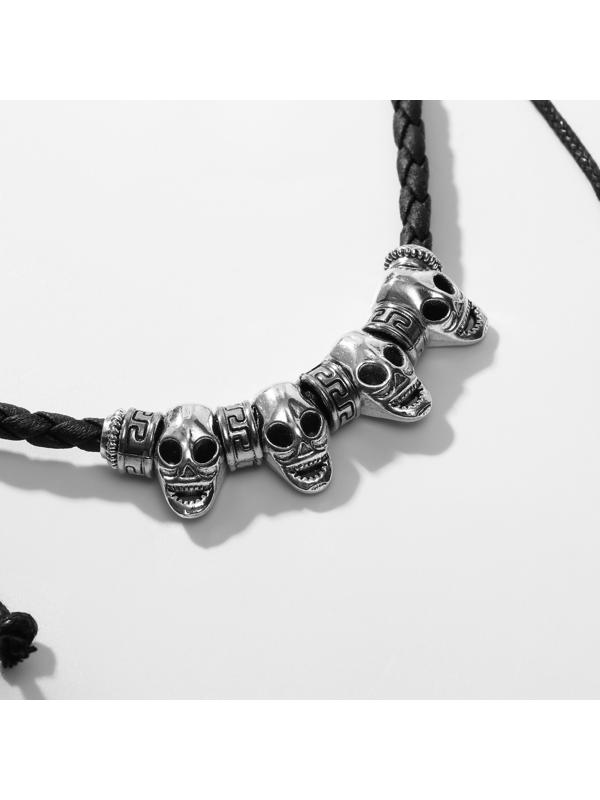 Кулон на шнурке 