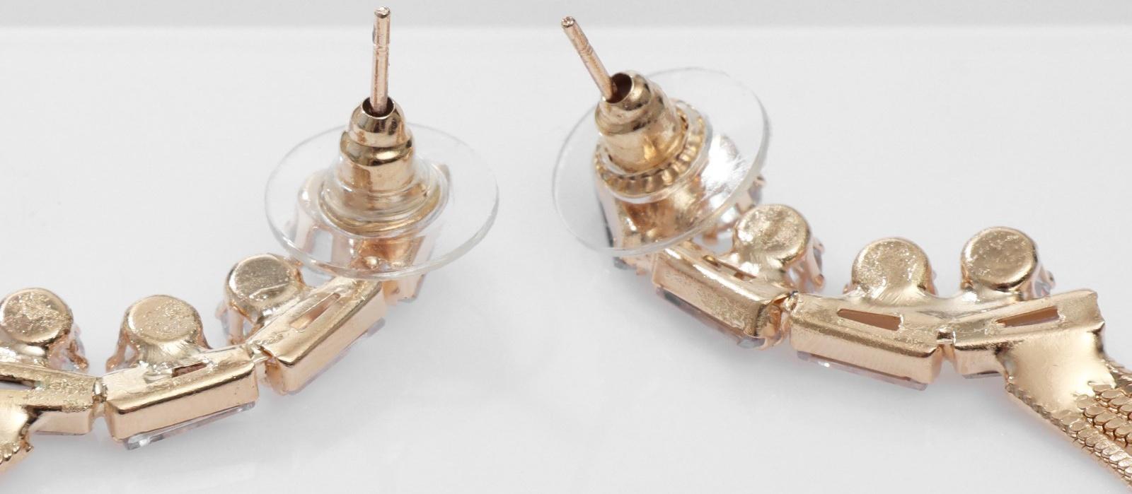 Серьги висячие со стразами 