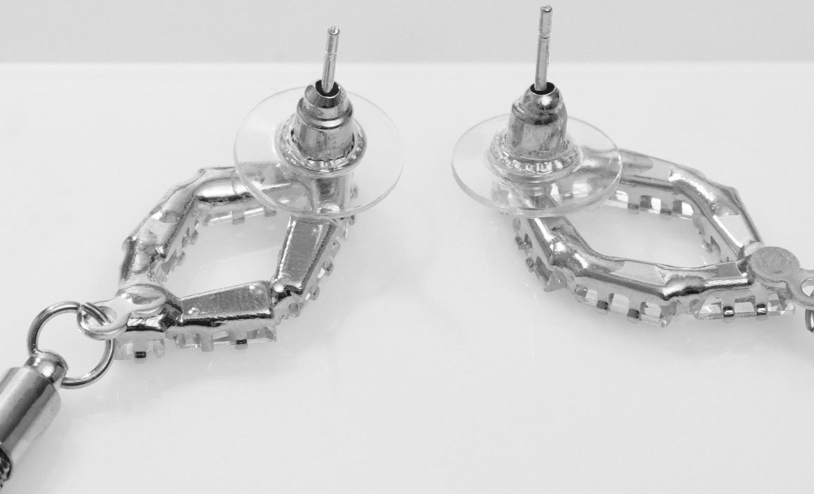 Серьги висячие со стразами 