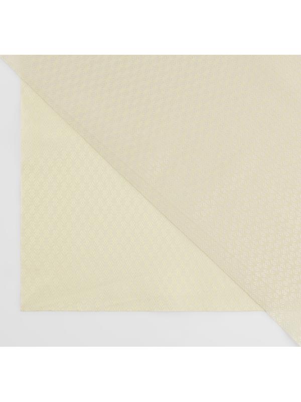 Ткань подкладочная «Ромб», 100 % полиэстер, 1 × 1,4 м, цвет молочный