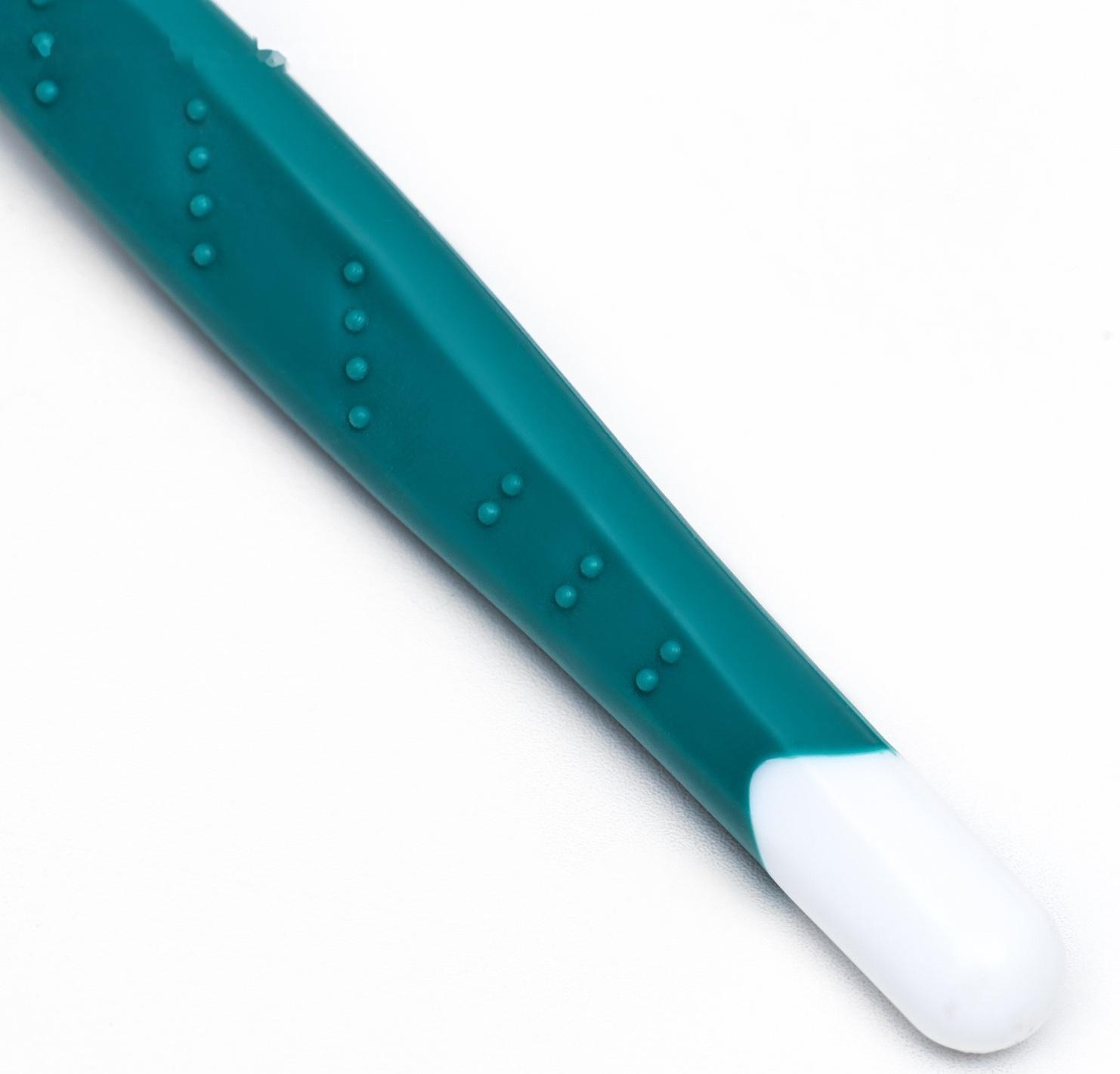 Зубная щётка для животных 360 градусов, зелёная/белая, 17,5 см