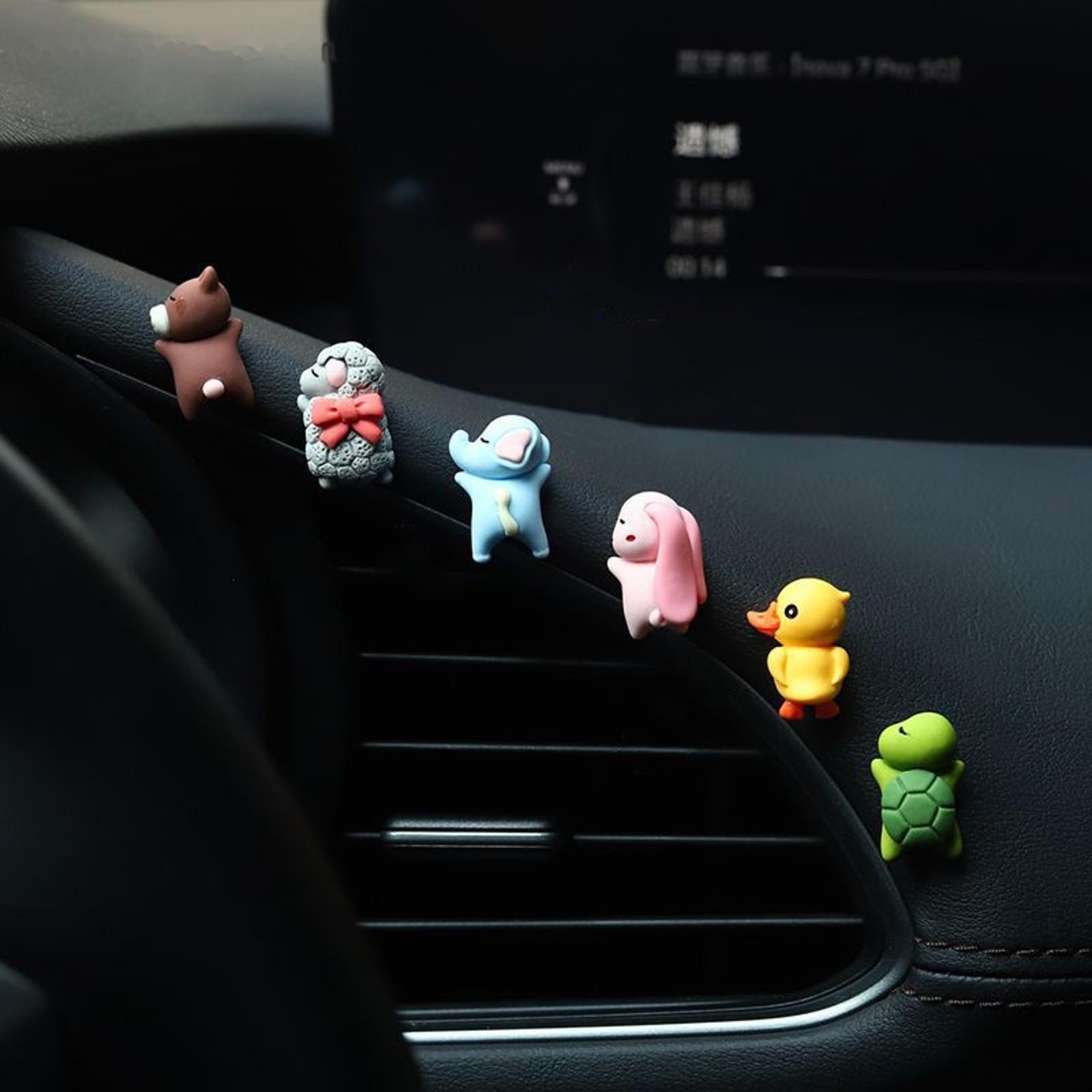 Игрушка на панель авто, самоклеящаяся, набор 6 шт