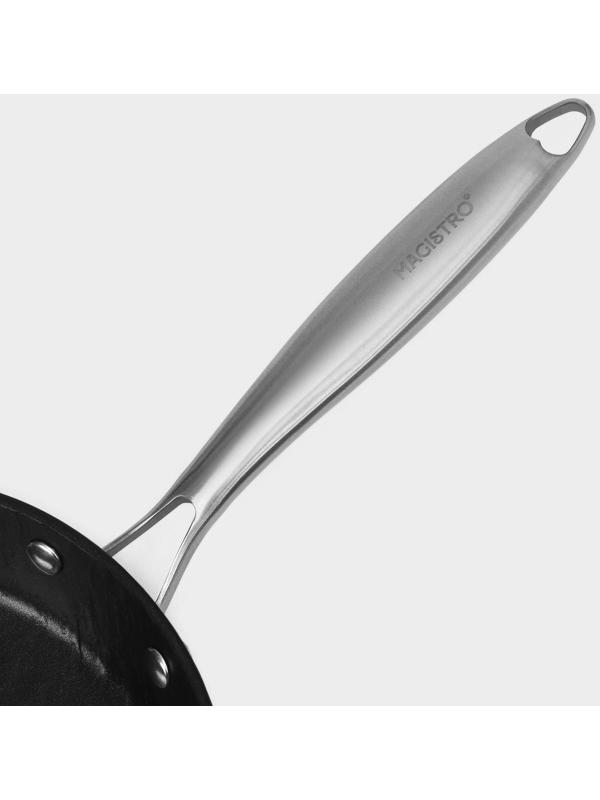 Сковорода Magistro Rock Stone, d=24 см, h=4,5 см, антипригарное покрытие, индукция, цвет чёрный