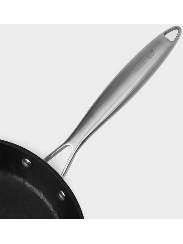 Набор сковород Magistro Rock Stone, 2 предмета: d=22 см, d=26 см, кухонные щипцы, антипригарное покрытие, индукция