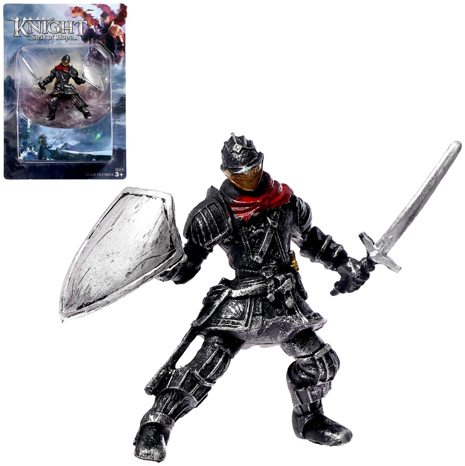 Фигурка рыцаря 