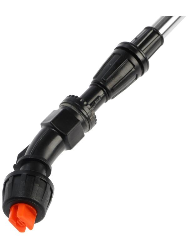 Опрыскиватель аккумуляторный ТУНДРА, 7.4 В, 2.4 Ач, Li-on, 0.8 л/мин, 2 насадки, шланг 5 м