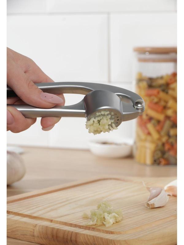 Пресс для чеснока Доляна «Идея», 16,5 см