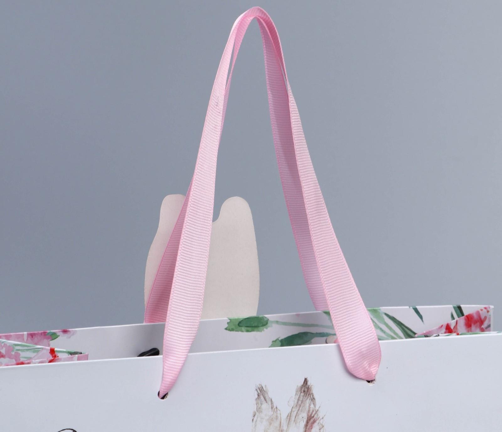 Пакет подарочный «Кролик», 22 × 22 × 10 см