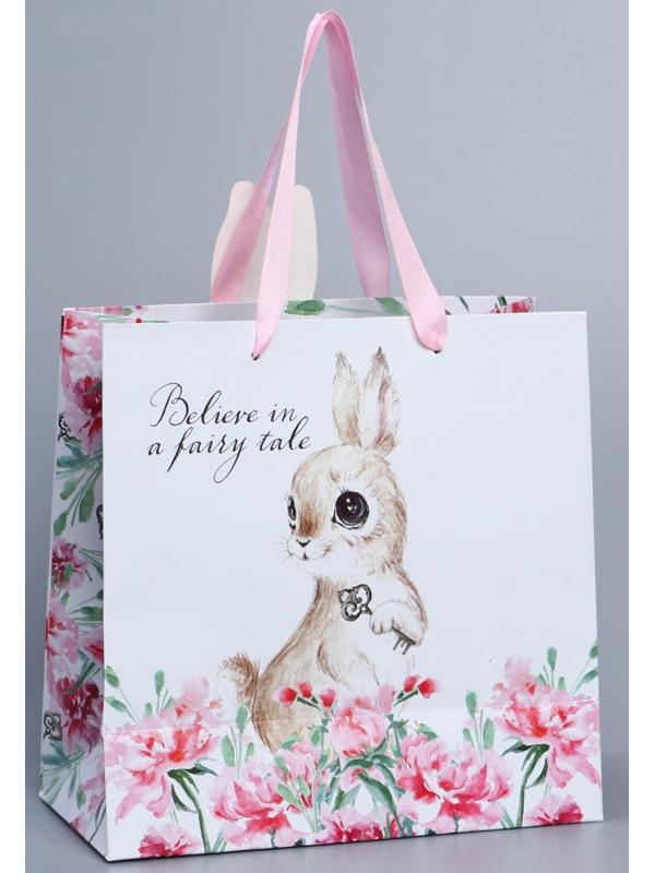 Пакет подарочный «Кролик», 22 × 22 × 10 см