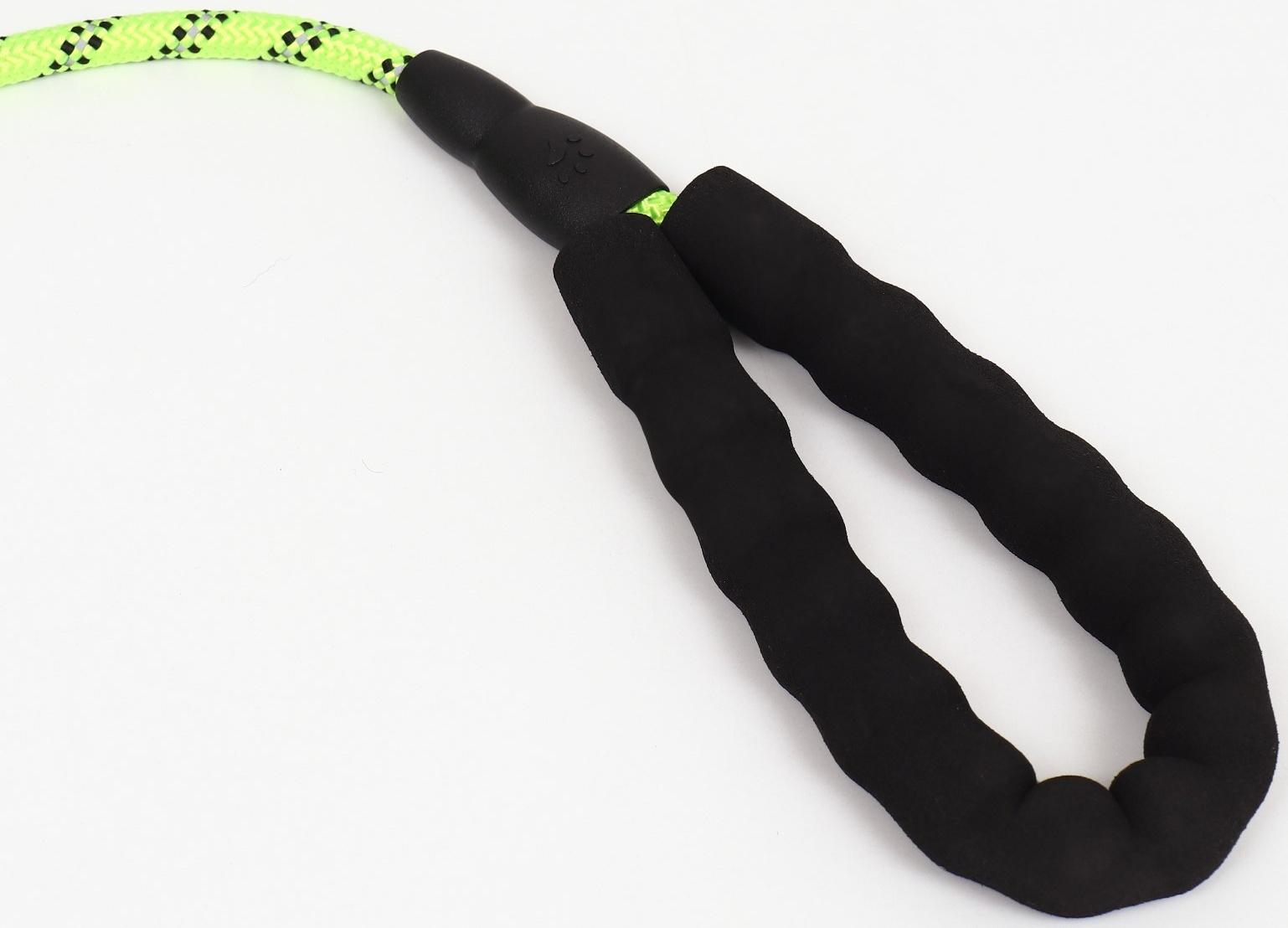 Поводок светоотражающий круглый, с эргономической ручкой, 180 х 0,8 см, зелёный