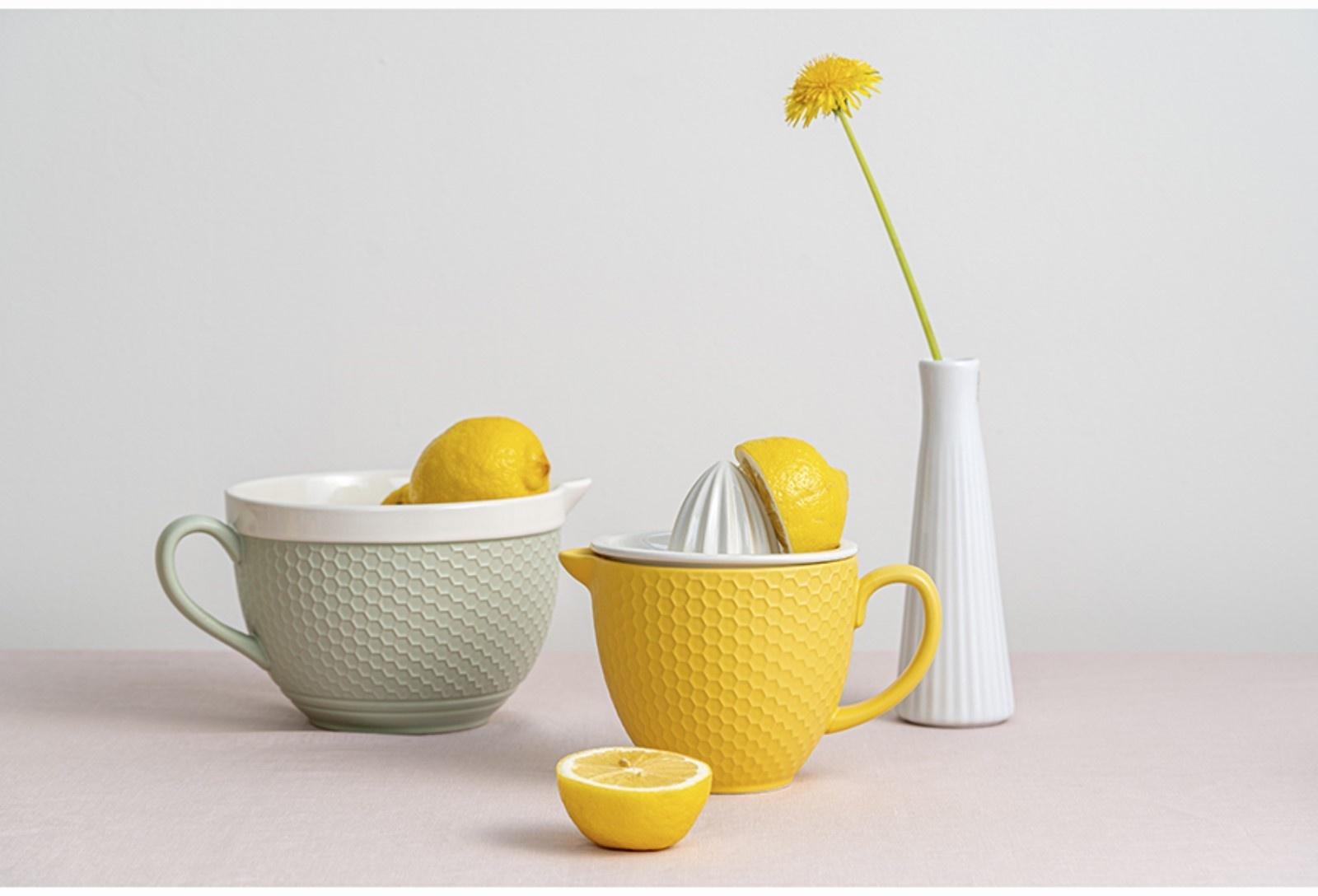 Соковыжималка для цитрусовых Liberty Jones Marshmallow, 900 мл, цвет лимонный