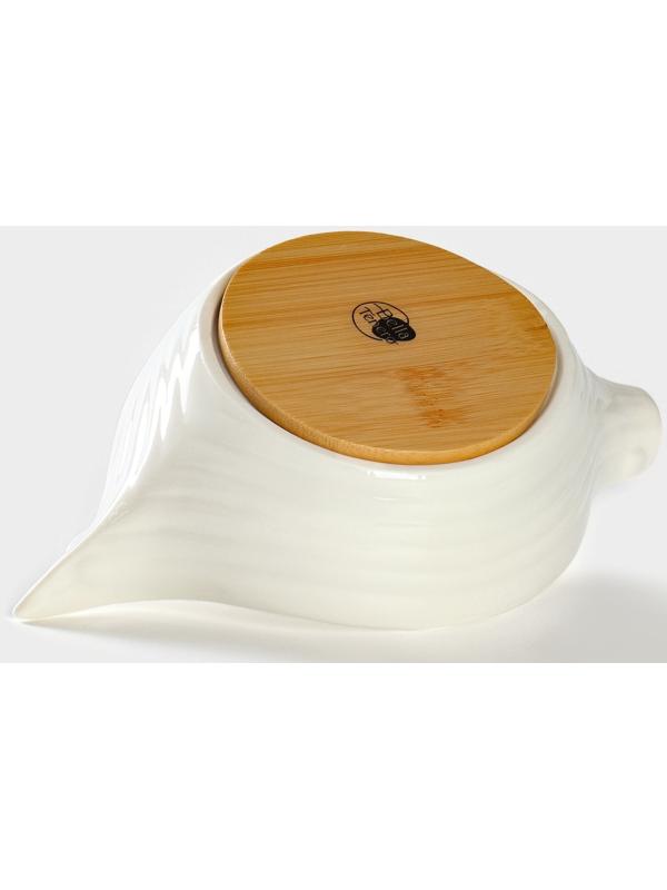 Соковыжималка фарфоровая на подставке из бамбука BellaTenero, 19×12×7,5 см, цвет белый