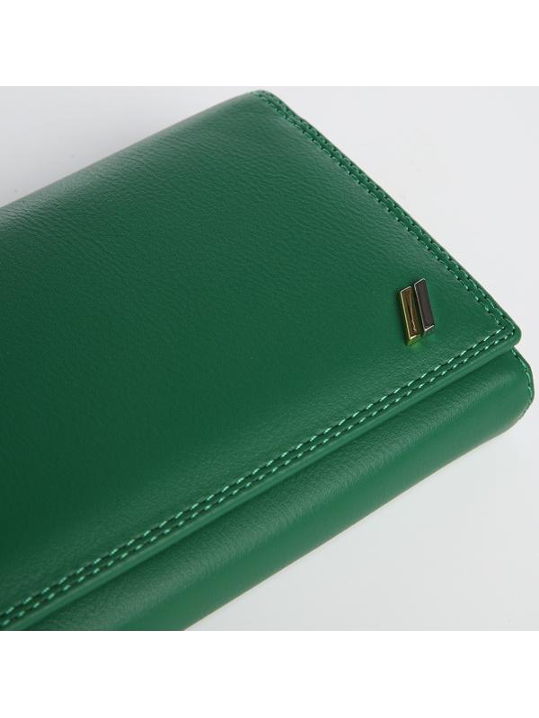 Кошелек жен 04-01-01, 18,5*4*9 см, 4 отд, отд/рамка, д/карт, д/монет, на магнитах, зеленый