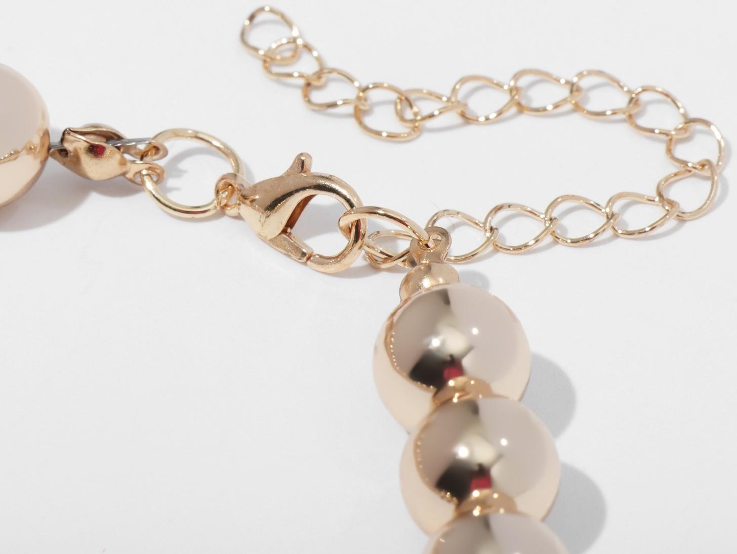 Колье пластик 