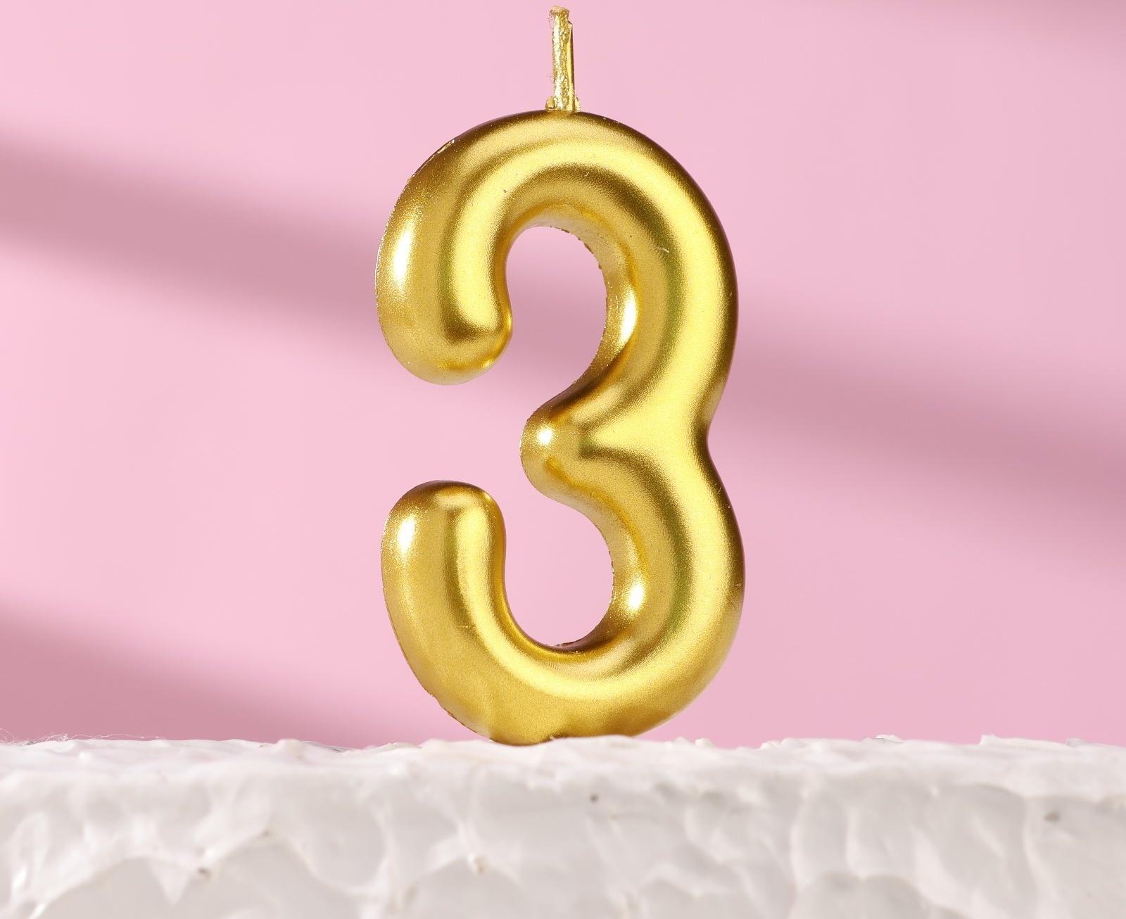 Свеча в торт 