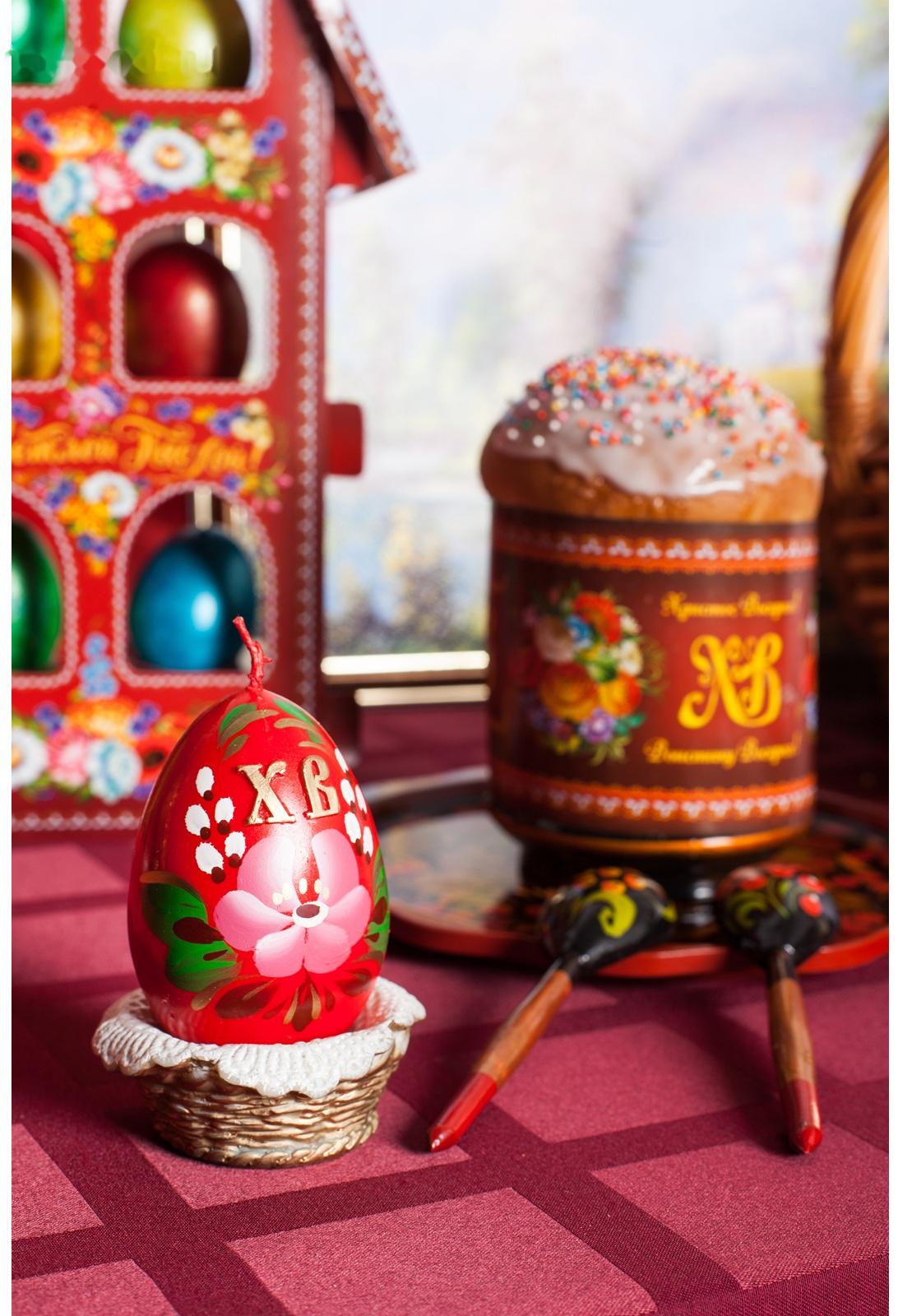 Декоративная свеча «Пасхальное яйцо в лукошке»