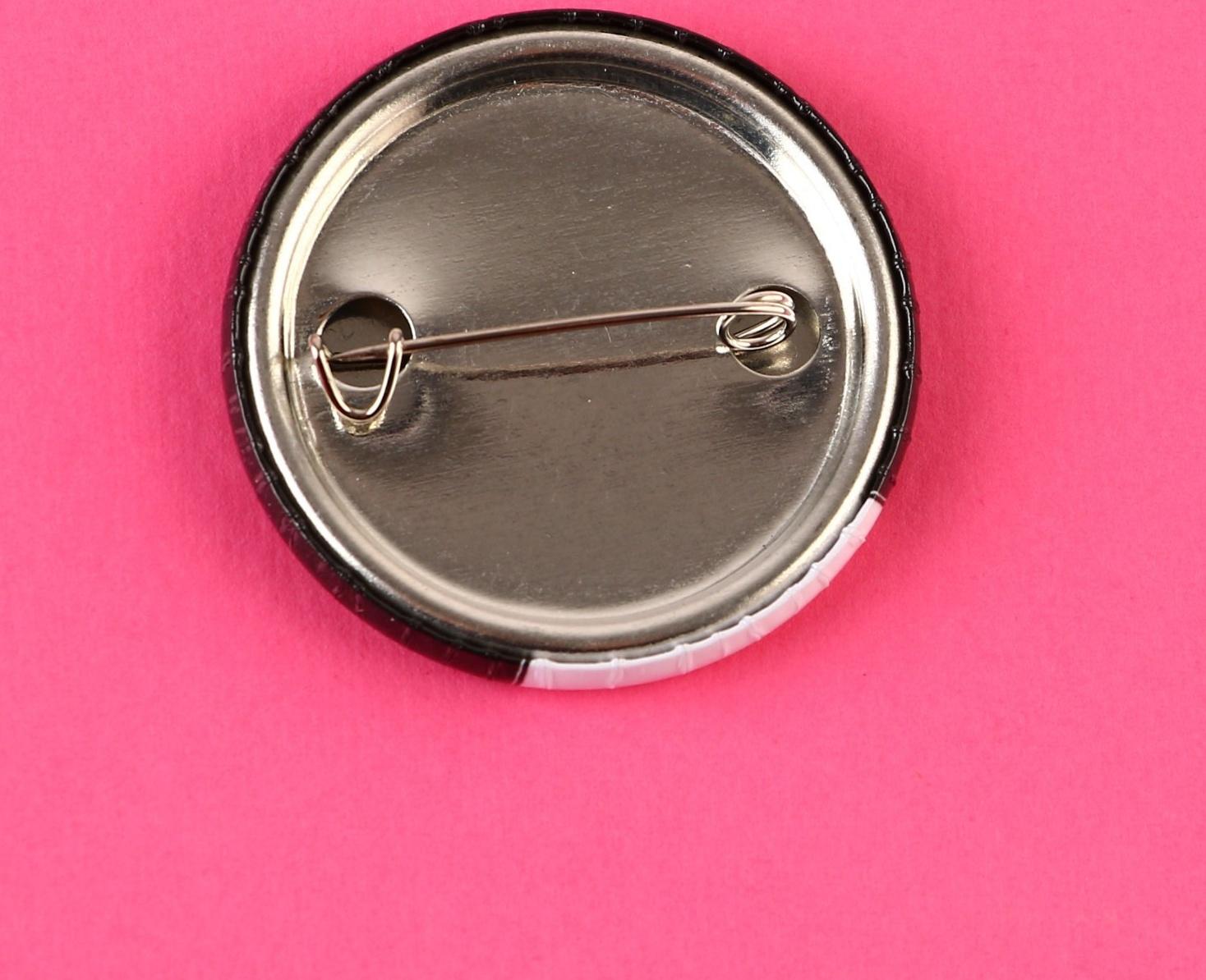 Значок закатной 